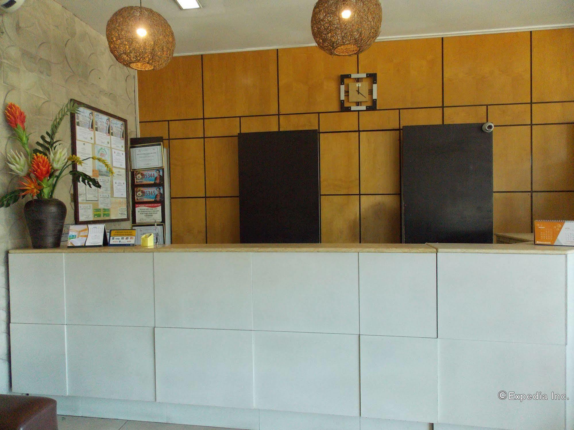 Riverside Inn Babuy Kültér fotó