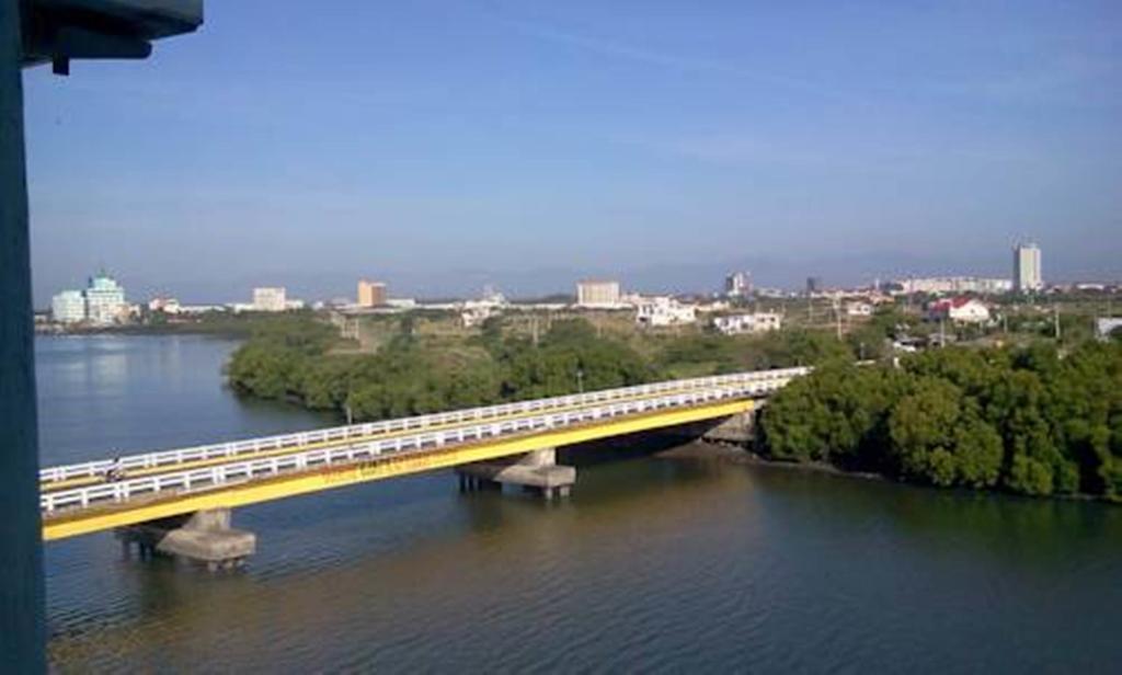 Riverside Inn Babuy Kültér fotó